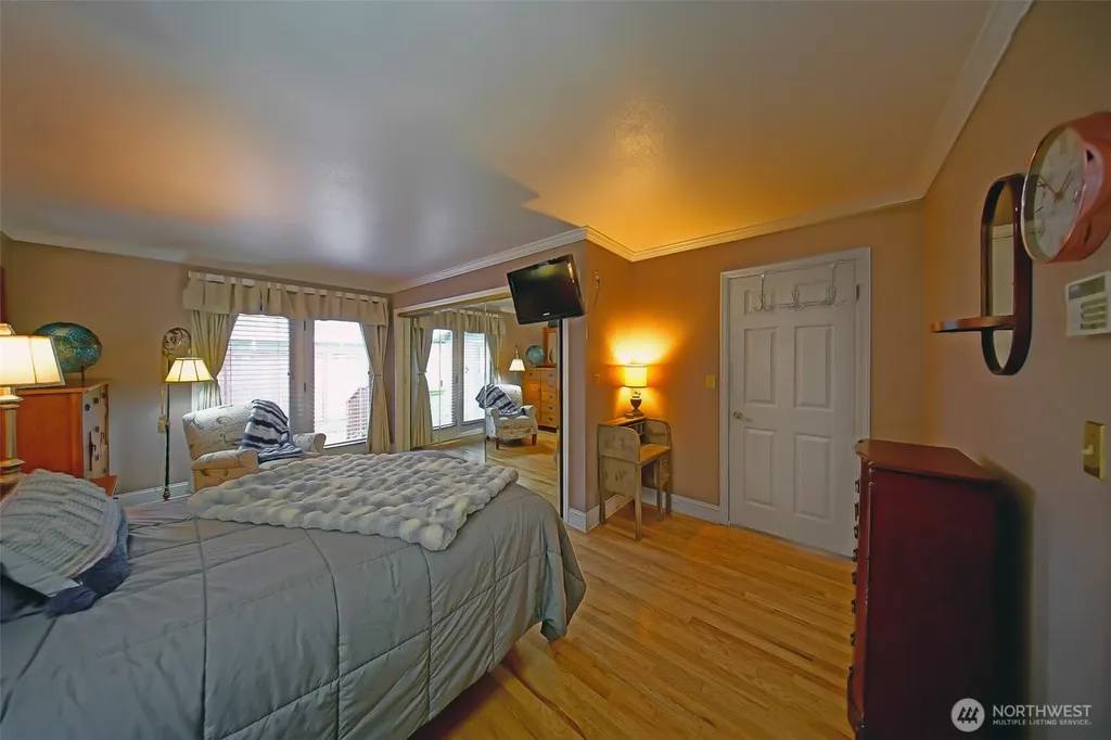 6404 N Five Views Road Tacoma WA 98407
