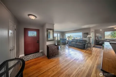 6404 N Five Views Road Tacoma WA 98407
