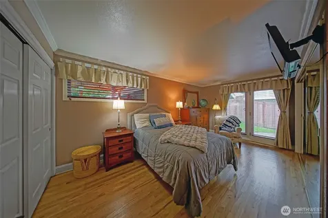 6404 N Five Views Road Tacoma WA 98407