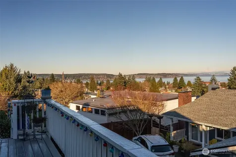 6404 N Five Views Road Tacoma WA 98407