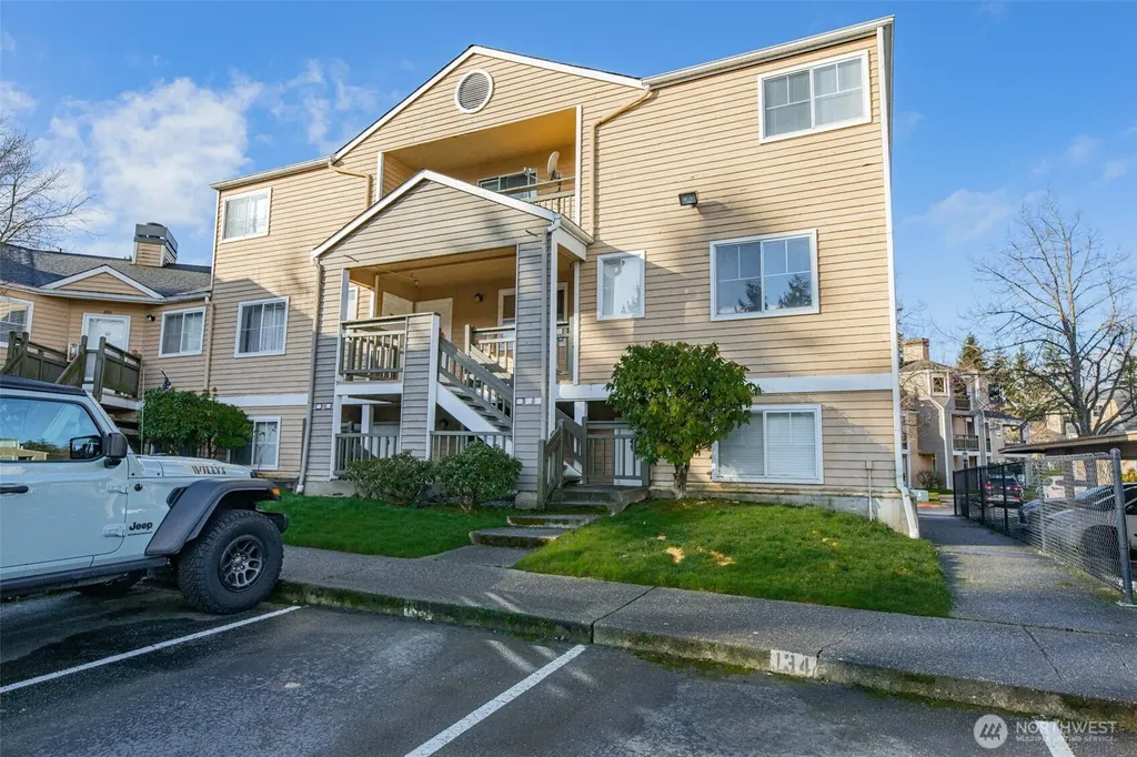 5300 Harbour Pointe Boulevard Mukilteo WA 98275