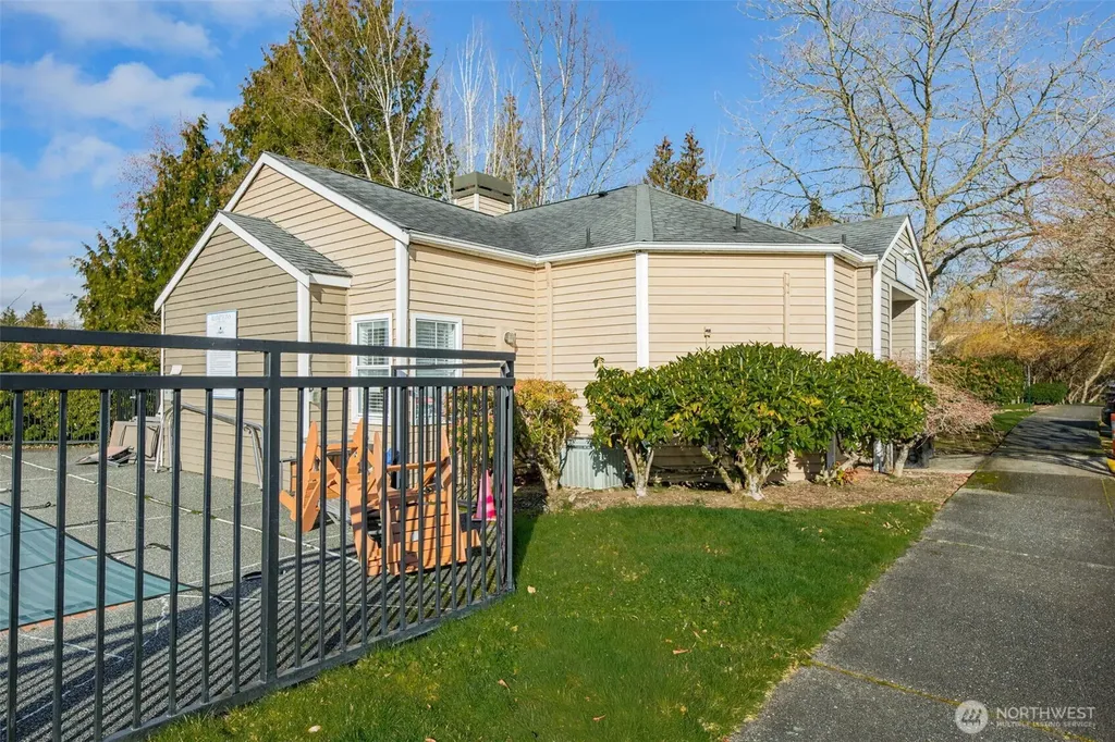 5300 Harbour Pointe Boulevard Mukilteo WA 98275