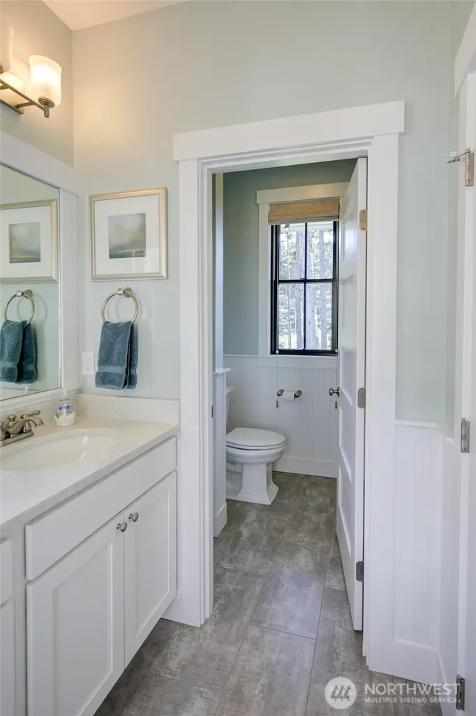 46 Seaside Lane Pacific Beach WA 98571