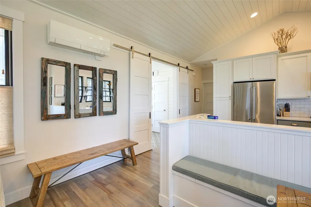 46 Seaside Lane Pacific Beach WA 98571