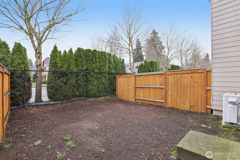 2121 NE 118th Place Vancouver WA 98684