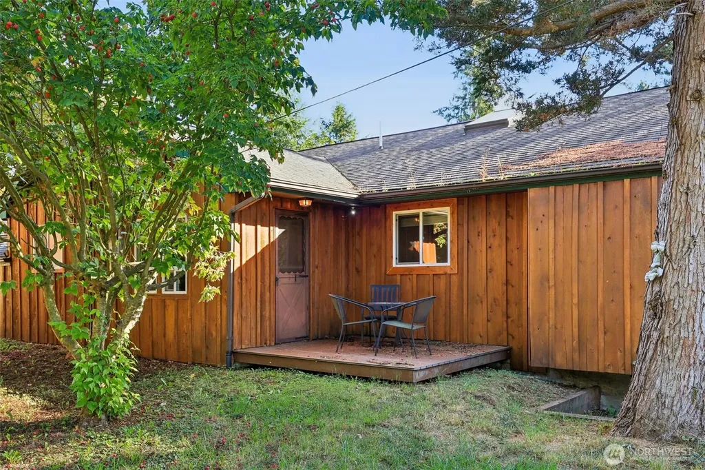 42102 264th Avenue SE Enumclaw WA 98022