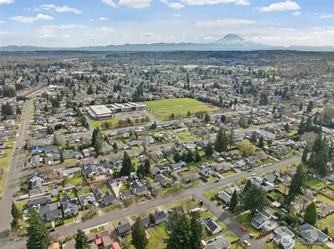 312 17th Street NW Puyallup WA 98371