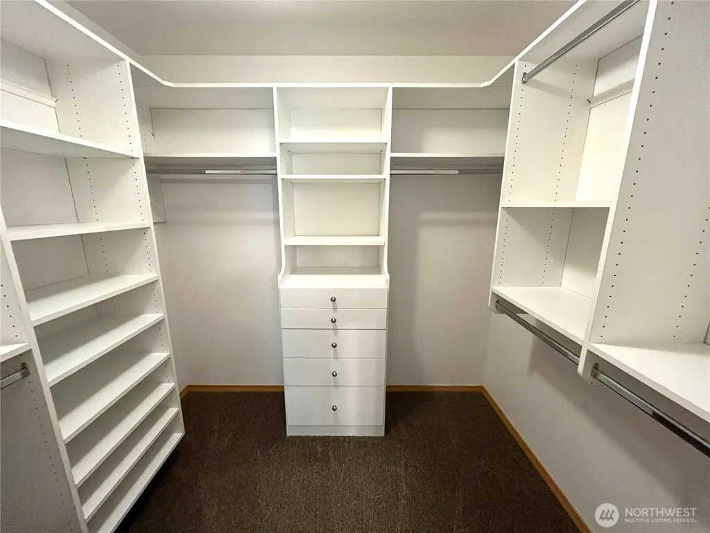 22908 SE 240th Place Maple Valley WA 98038
