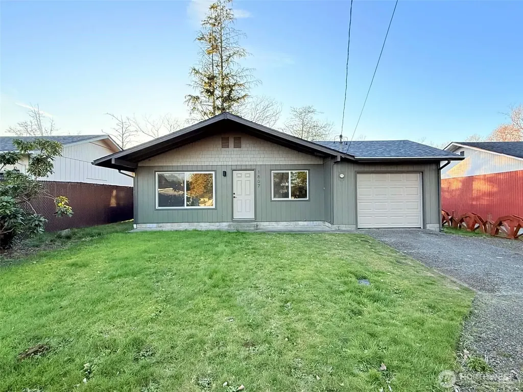 1807 Harding Road Aberdeen WA 98520