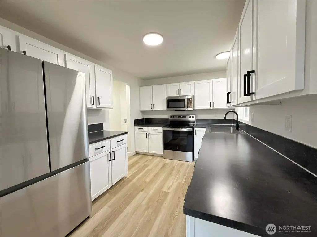 1807 Harding Road Aberdeen WA 98520