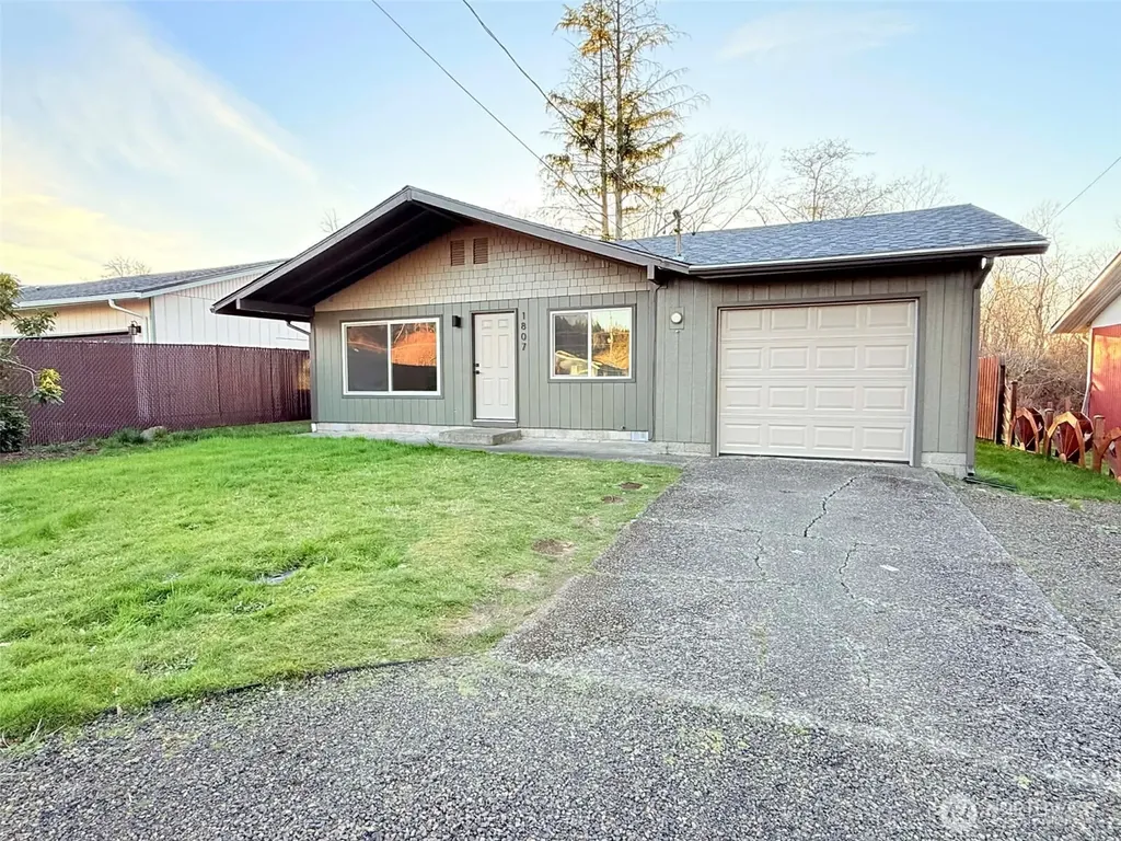 1807 Harding Road Aberdeen WA 98520
