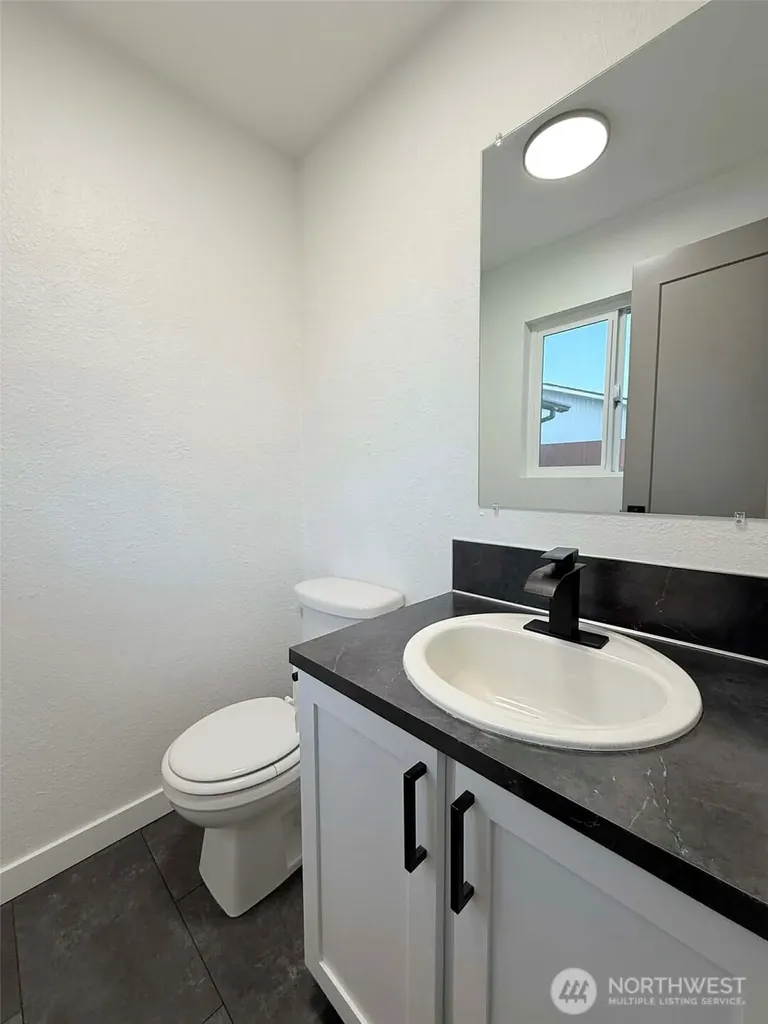 1807 Harding Road Aberdeen WA 98520