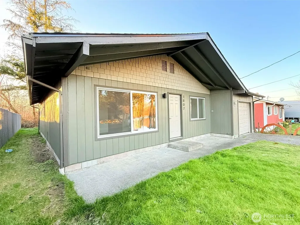 1807 Harding Road Aberdeen WA 98520
