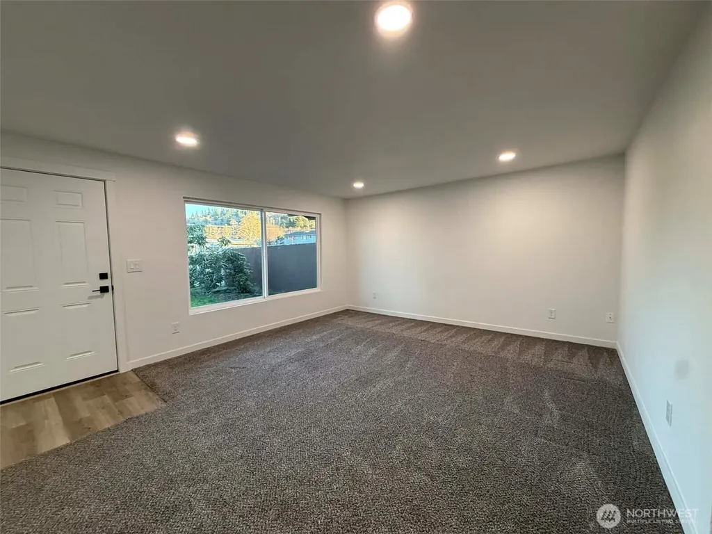 1807 Harding Road Aberdeen WA 98520