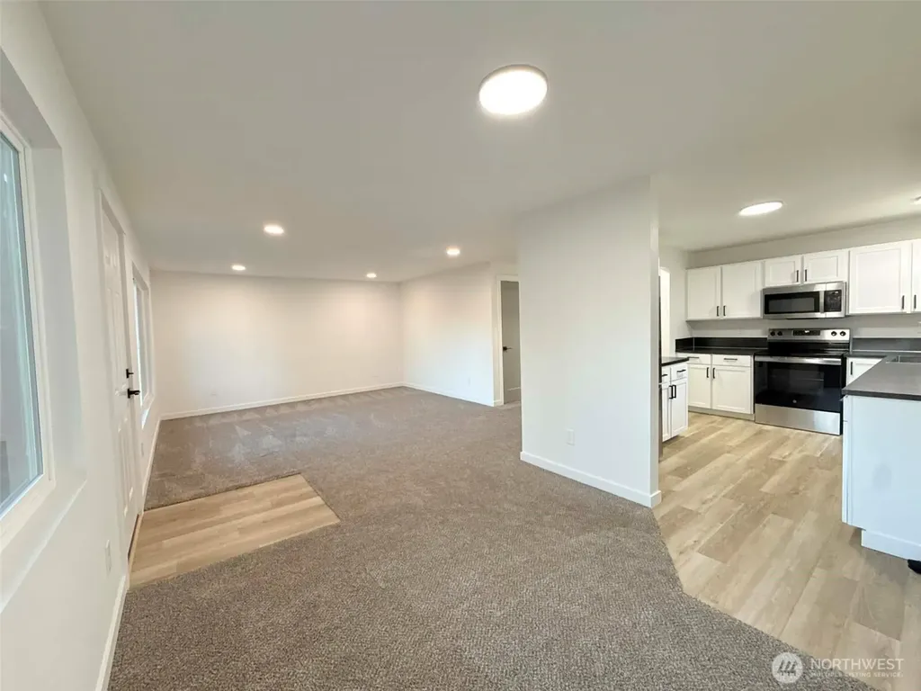 1807 Harding Road Aberdeen WA 98520