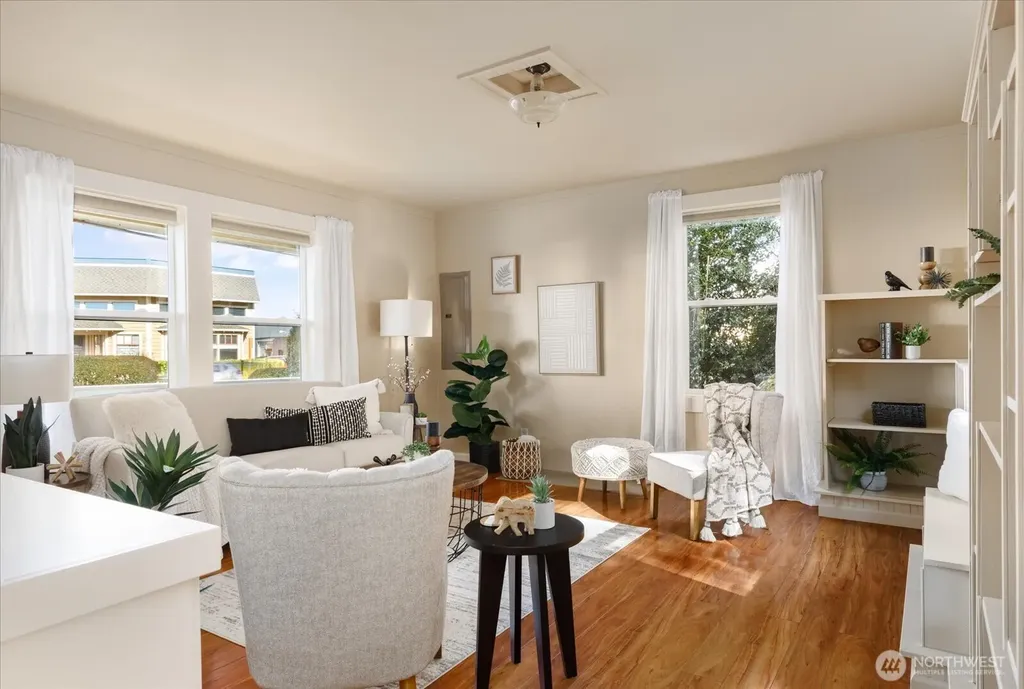 220 Morris Street La Conner WA 98257