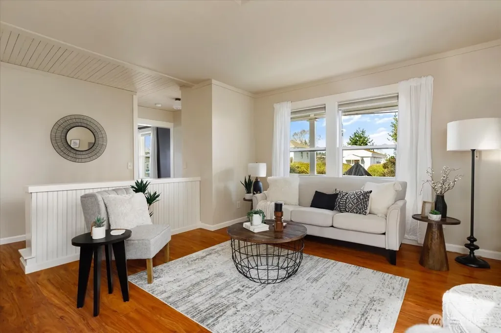 220 Morris Street La Conner WA 98257