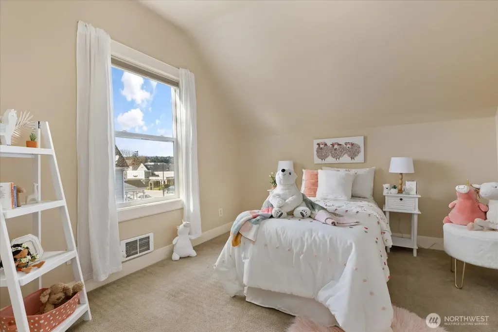 220 Morris Street La Conner WA 98257
