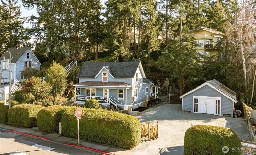 220 Morris Street La Conner WA 98257