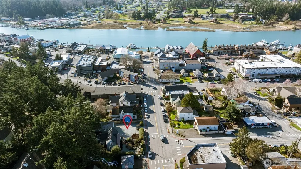 220 Morris Street La Conner WA 98257