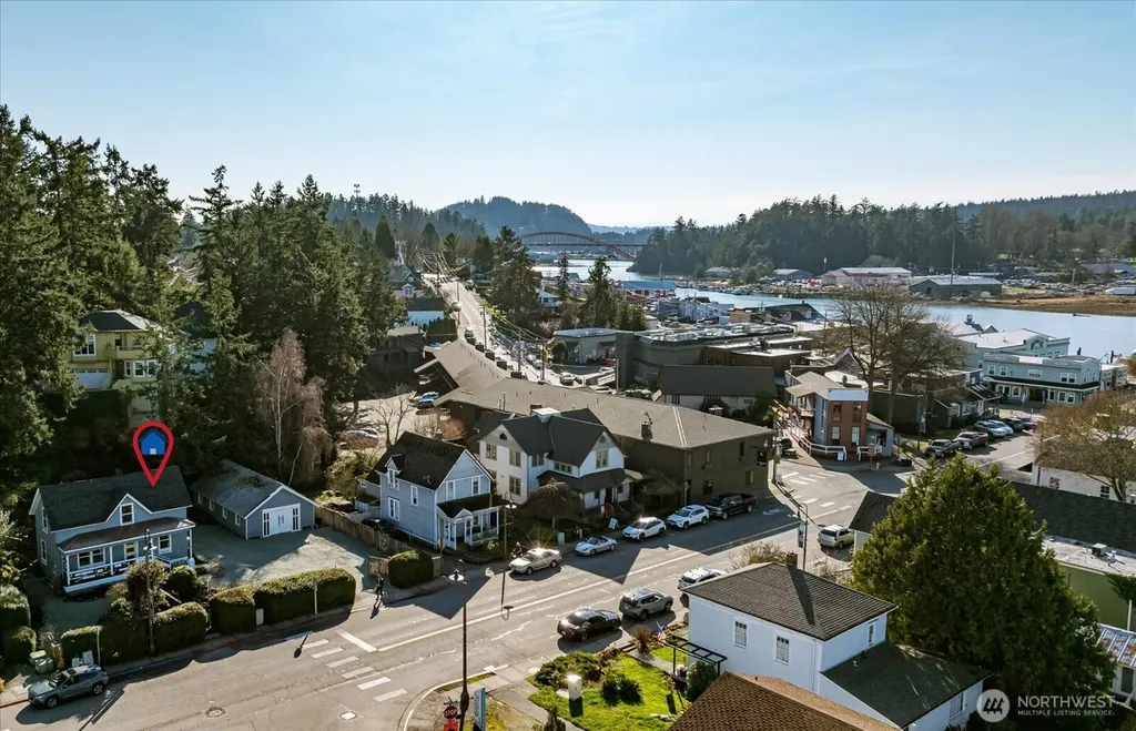 220 Morris Street La Conner WA 98257