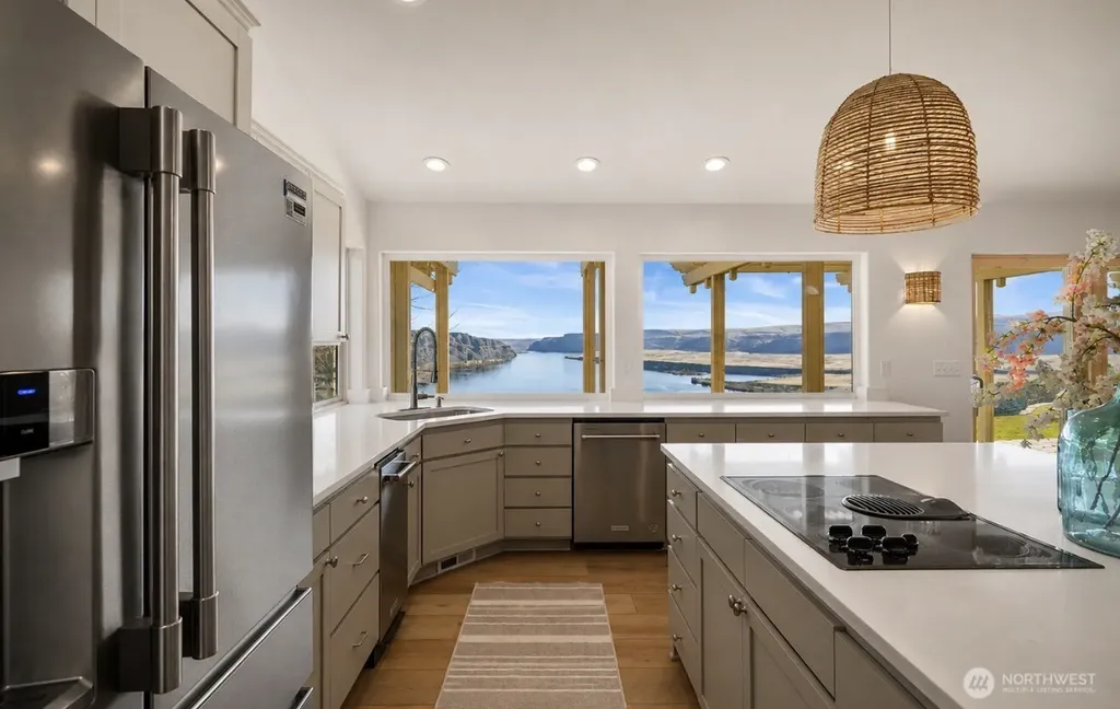 23821 Rd 9.7 NW Quincy WA 98848