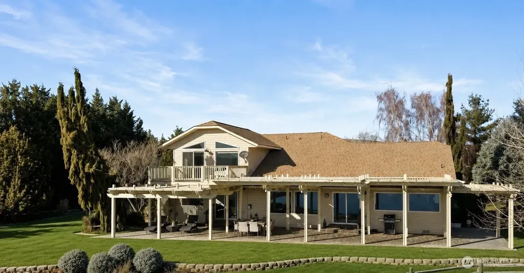 23821 Rd 9.7 NW Quincy WA 98848