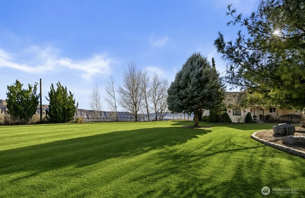 23821 Rd 9.7 NW Quincy WA 98848