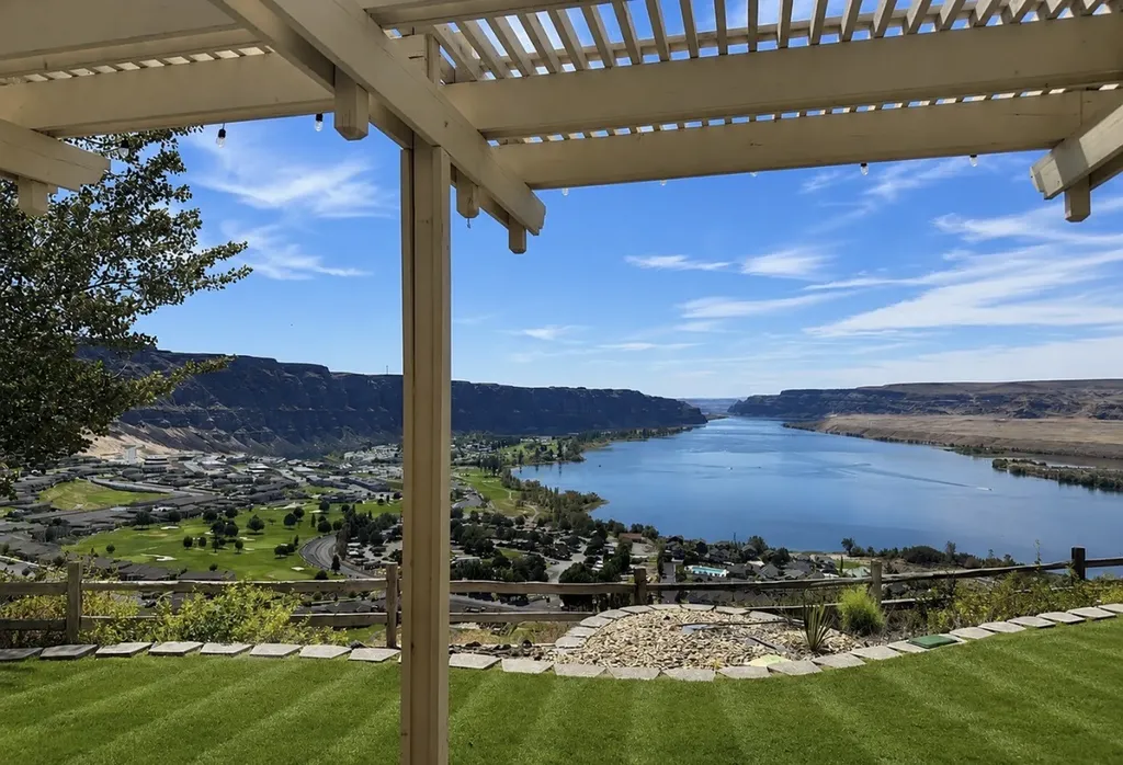 23821 Rd 9.7 NW Quincy WA 98848