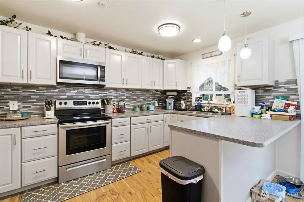 421 Mcadams Road E Longview WA 98632