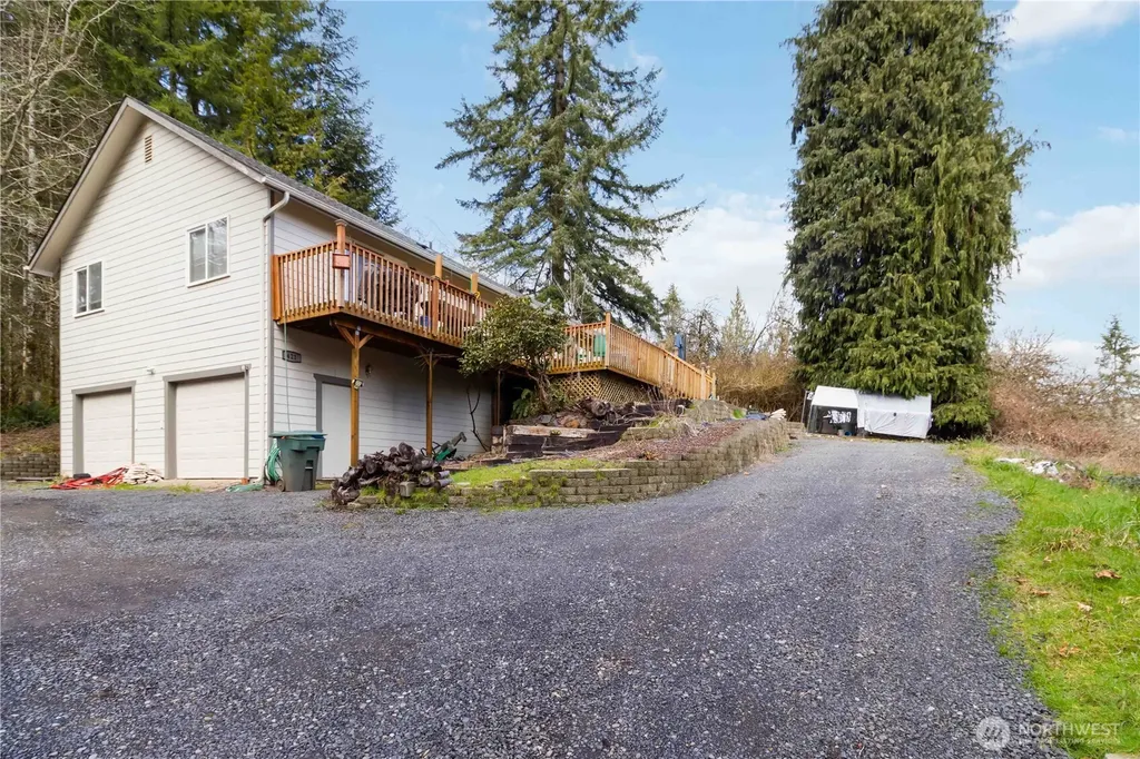 421 Mcadams Road E Longview WA 98632