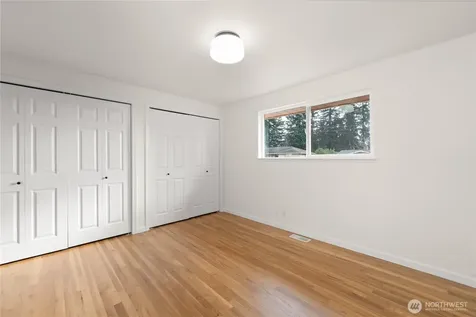 9812 S 212th Street Kent WA 98031
