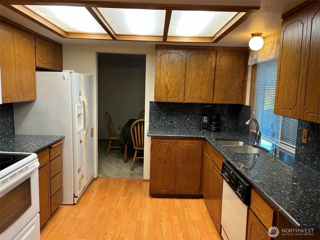9216 70th Street SW Lakewood WA 98498