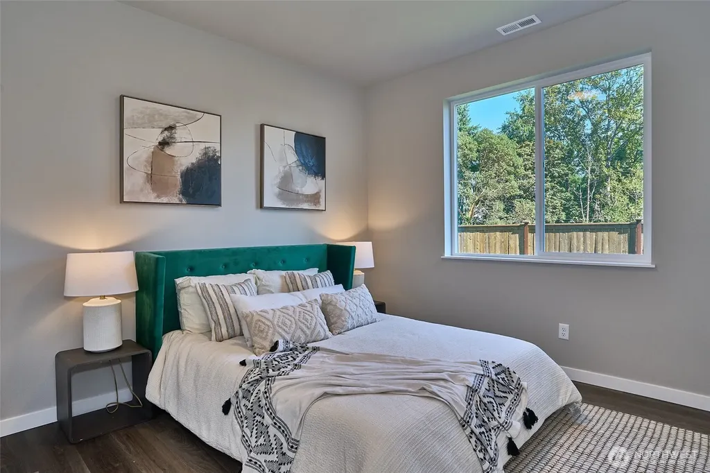 320 SW 365th Street Federal Way WA 98023