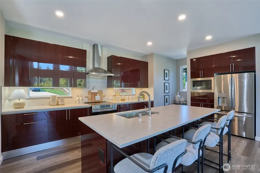 320 SW 365th Street Federal Way WA 98023