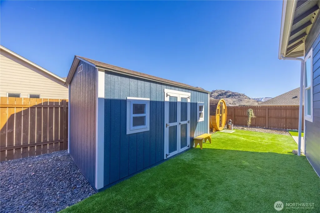 444 Hilltop Place Chelan WA 98816