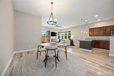 444 Hilltop Place Chelan WA 98816