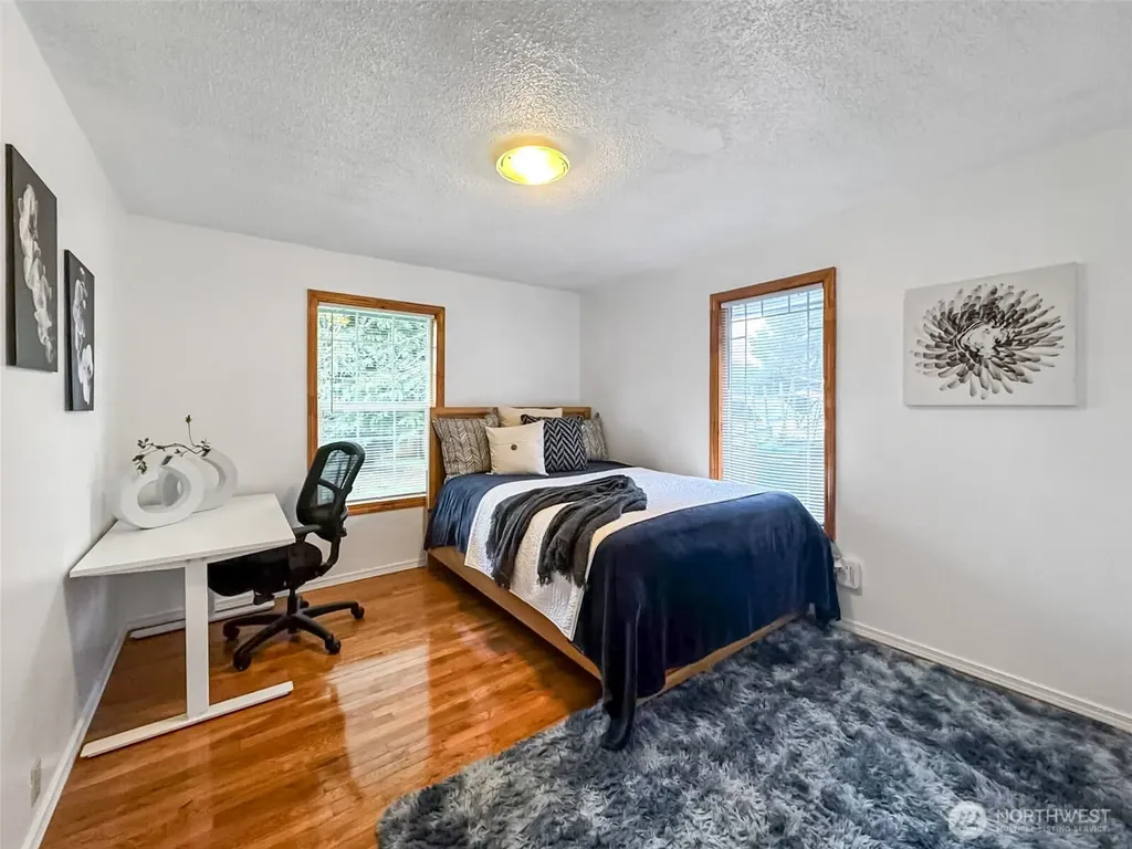 7660 S 126th Street Seattle WA 98178