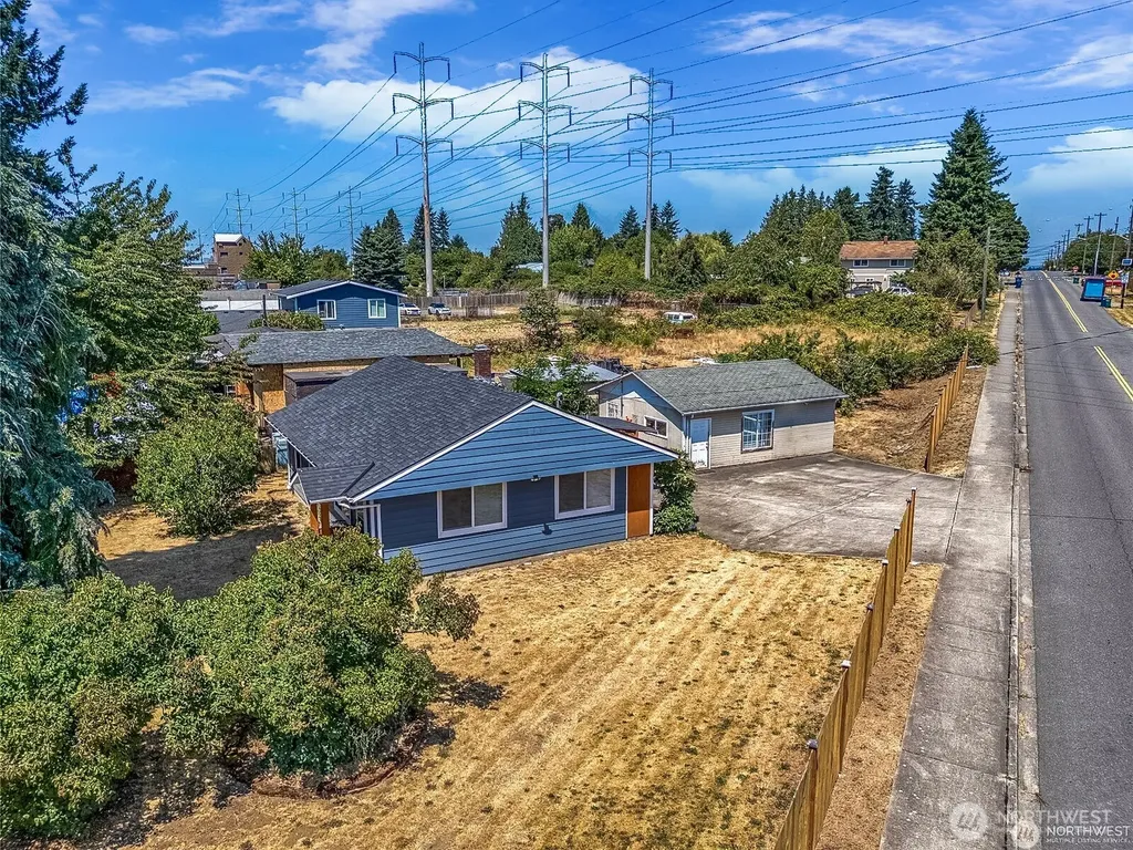 7660 S 126th Street Seattle WA 98178