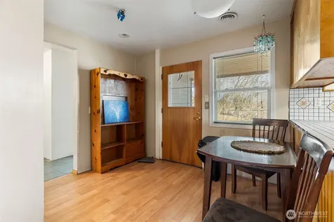 514 N Ash Street Omak WA 98841