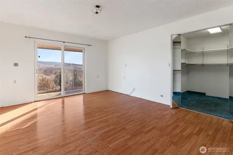 514 N Ash Street Omak WA 98841