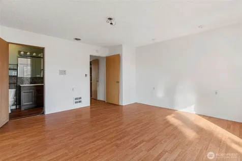 514 N Ash Street Omak WA 98841