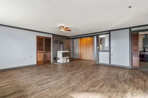 514 N Ash Street Omak WA 98841