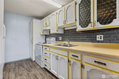 514 N Ash Street Omak WA 98841