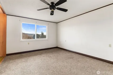 514 N Ash Street Omak WA 98841