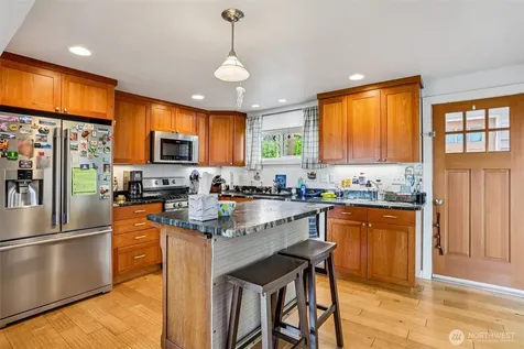 4913 W Sunnyside Boulevard Marysville WA 98270