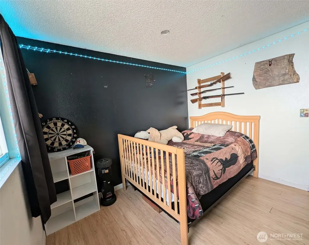 1710 W Young Elma WA 98541