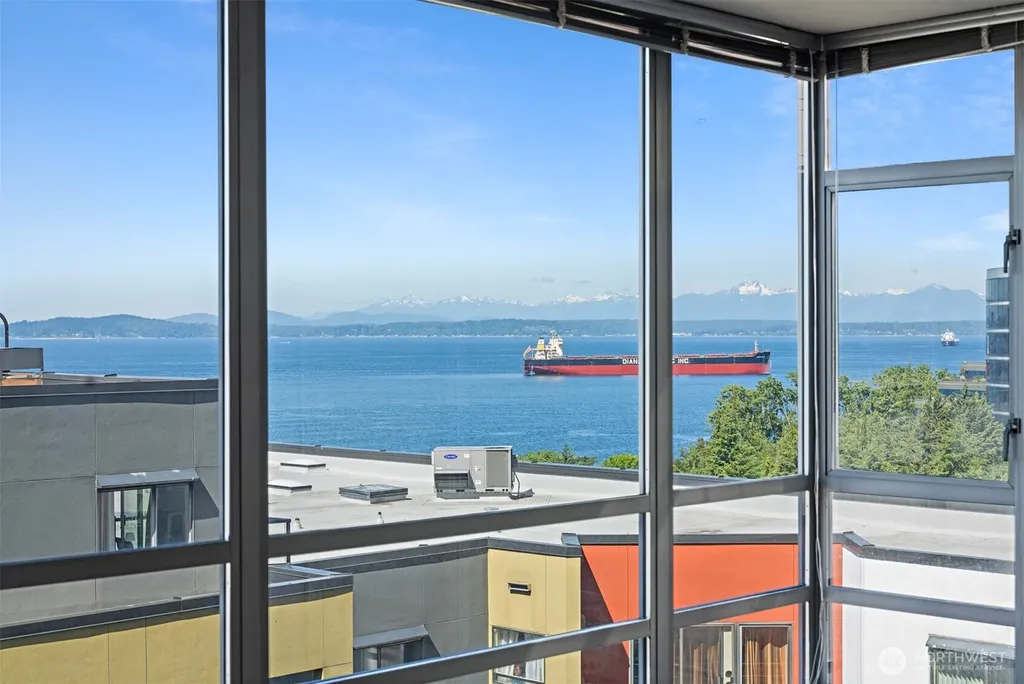 2929 1st Avenue Seattle WA 98121
