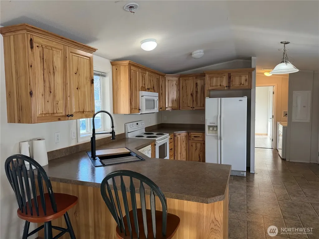 87 Canyon Creek Road Oroville WA 98844