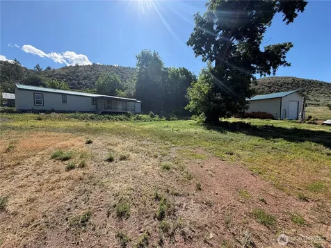 87 Canyon Creek Road Oroville WA 98844